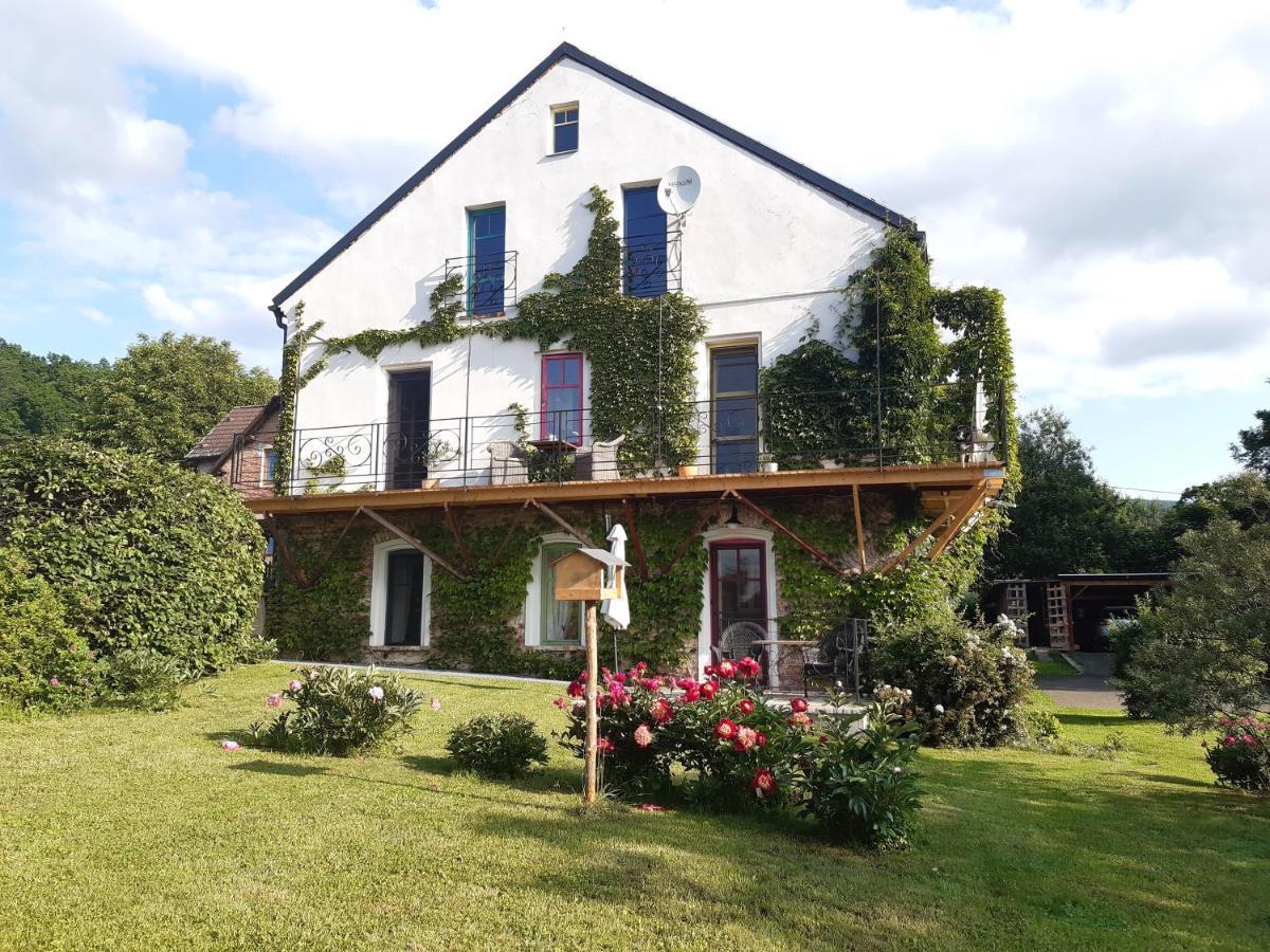 Apartmany Ruprechtov Hroznetin Exterior photo